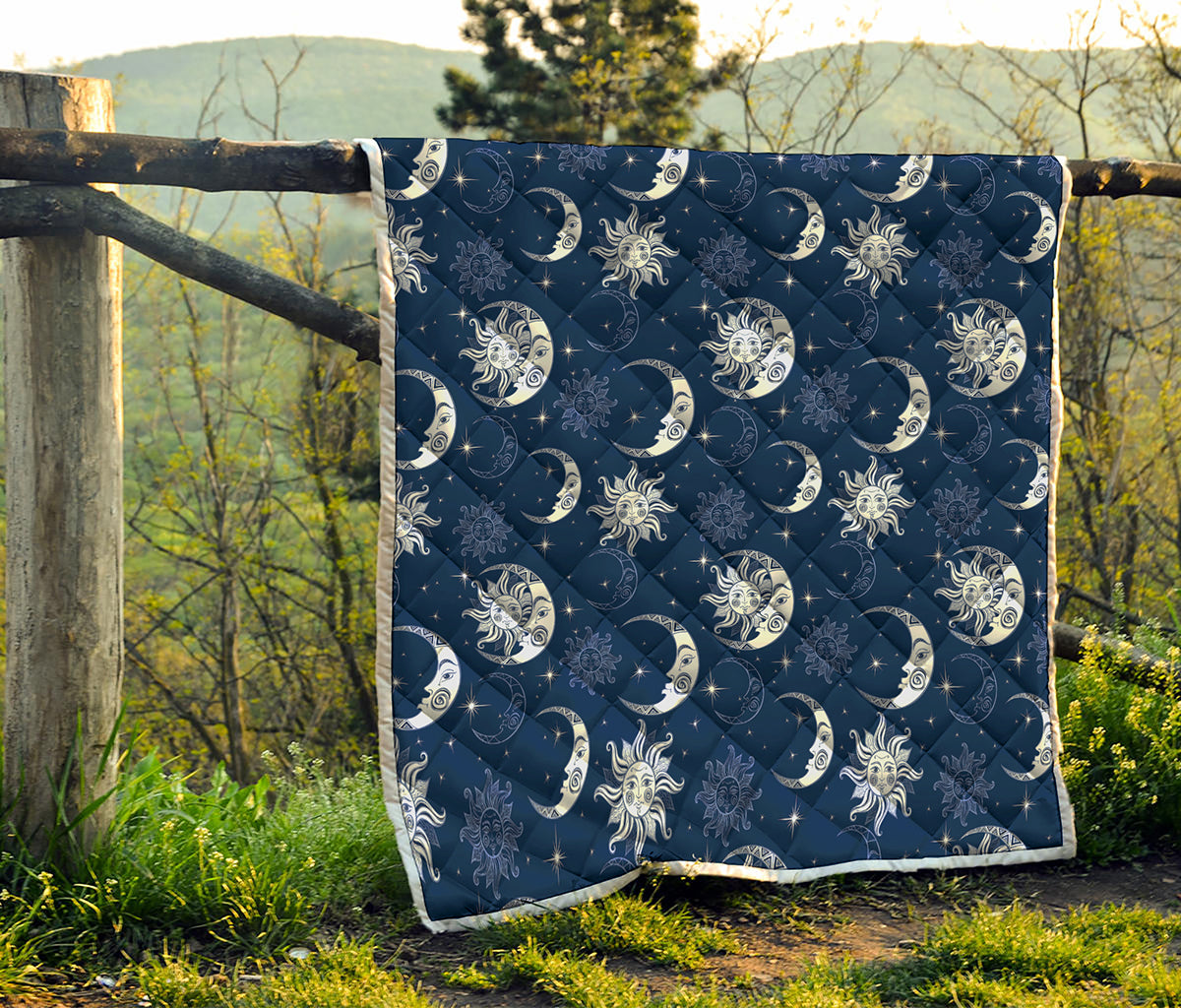 White And Blue Celestial Pattern Print Quilt