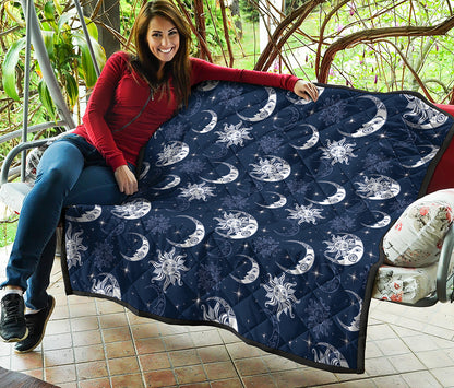 White And Blue Celestial Pattern Print Quilt