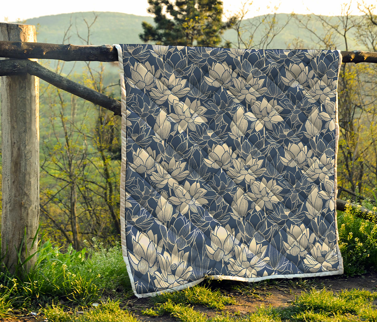 White And Blue Lotus Flower Print Quilt