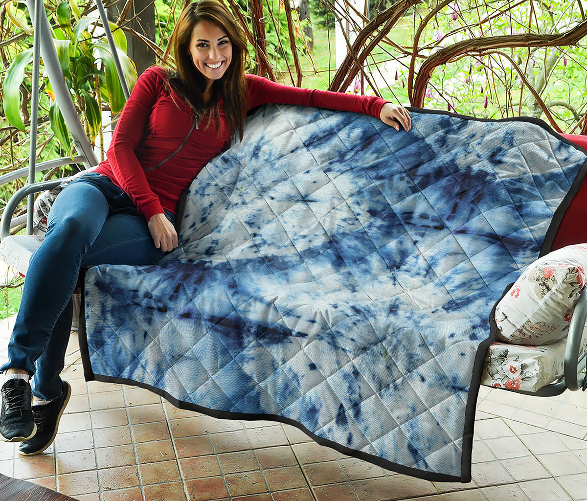 White And Blue Tie Dye Print Quilt