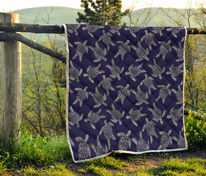 White And Blue Turtle Pattern Print Quilt