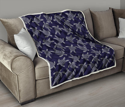 White And Blue Turtle Pattern Print Quilt