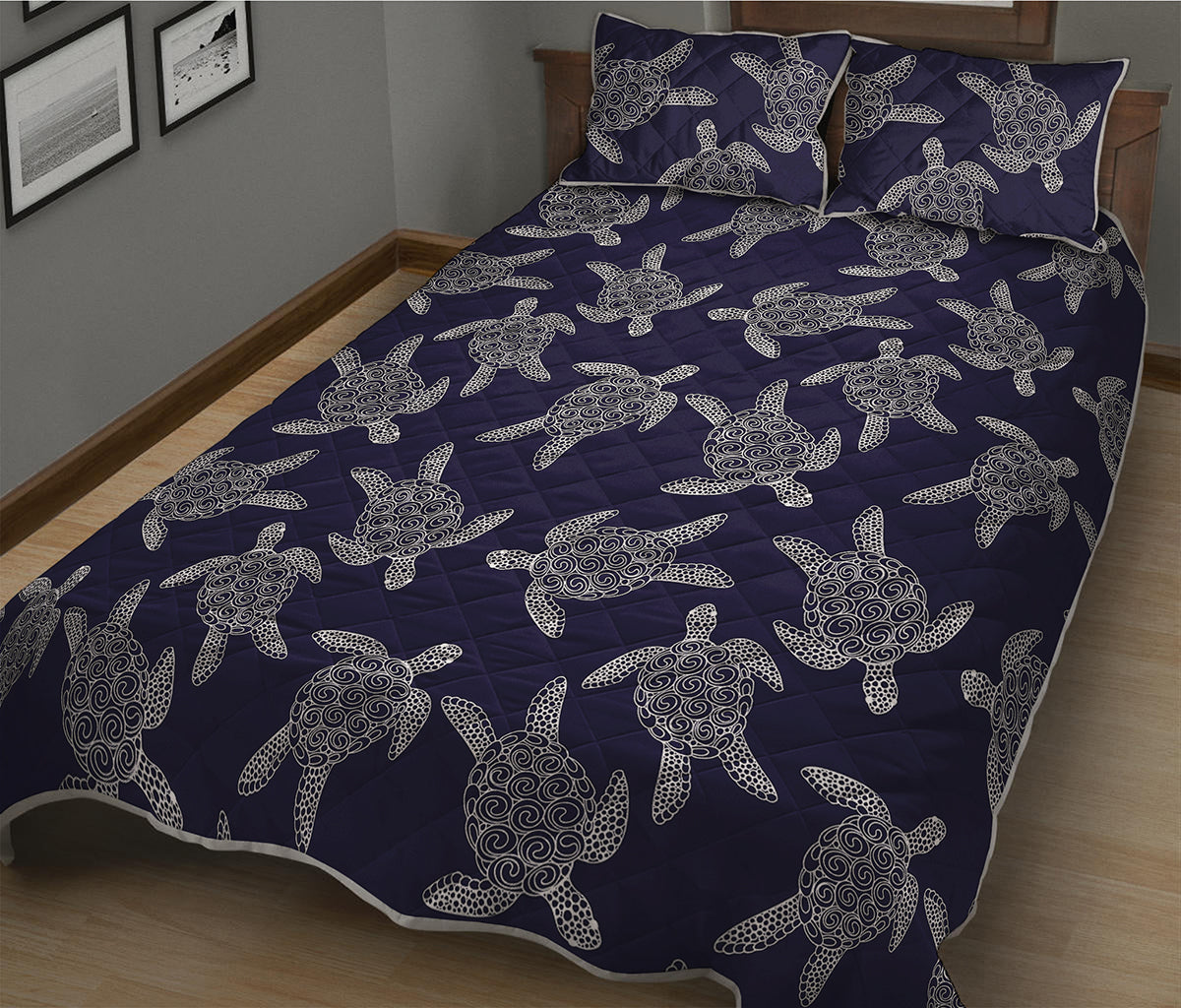 White And Blue Turtle Pattern Print Quilt Bed Set