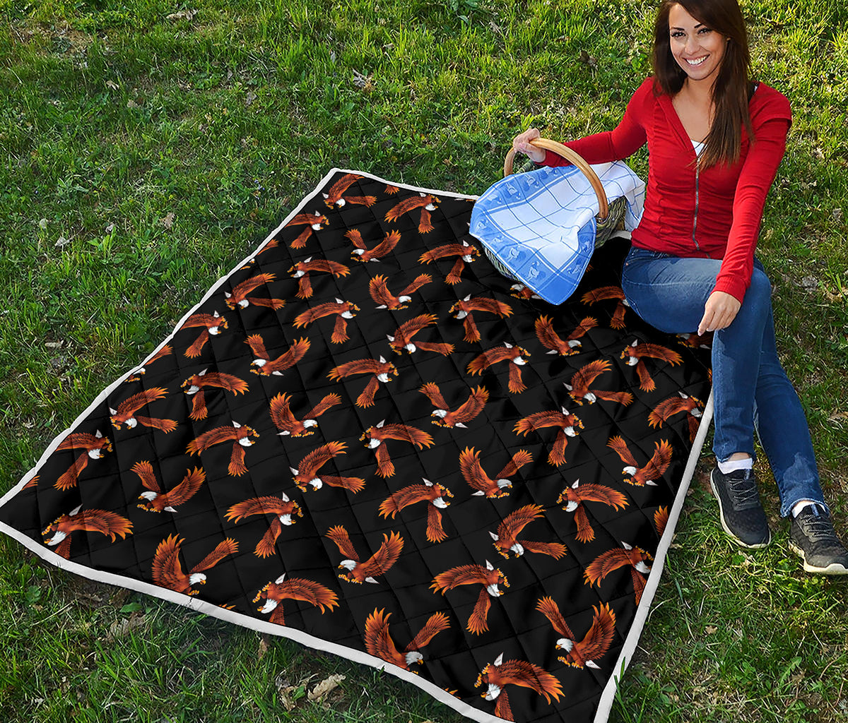 White And Brown Eagle Pattern Print Quilt