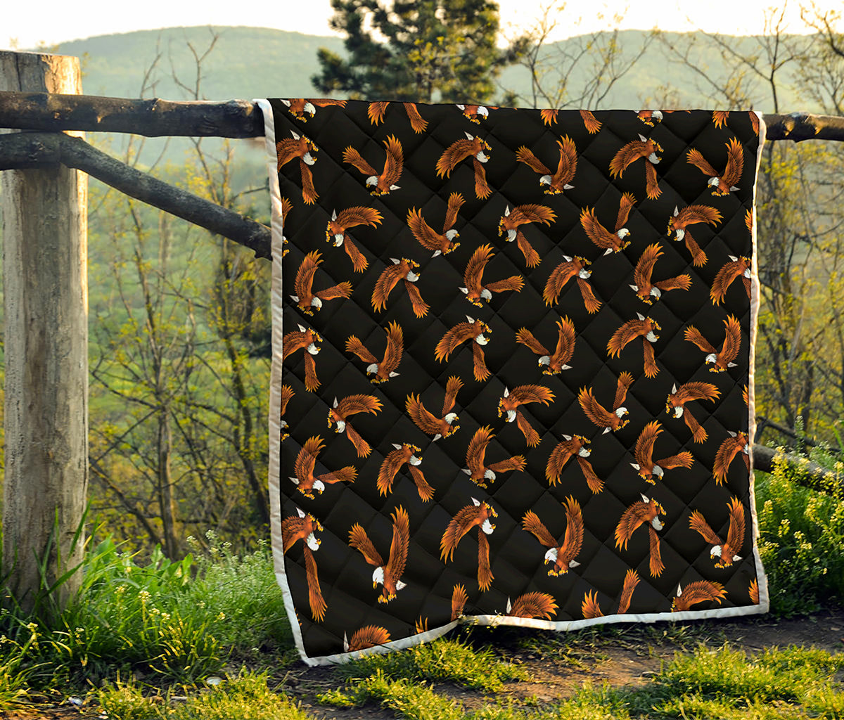 White And Brown Eagle Pattern Print Quilt