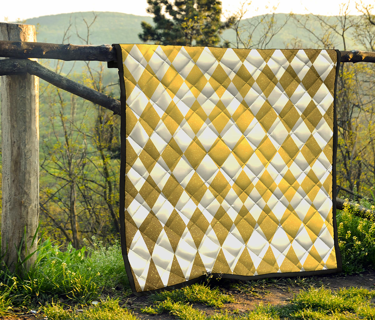 White And Gold Harlequin Pattern Print Quilt