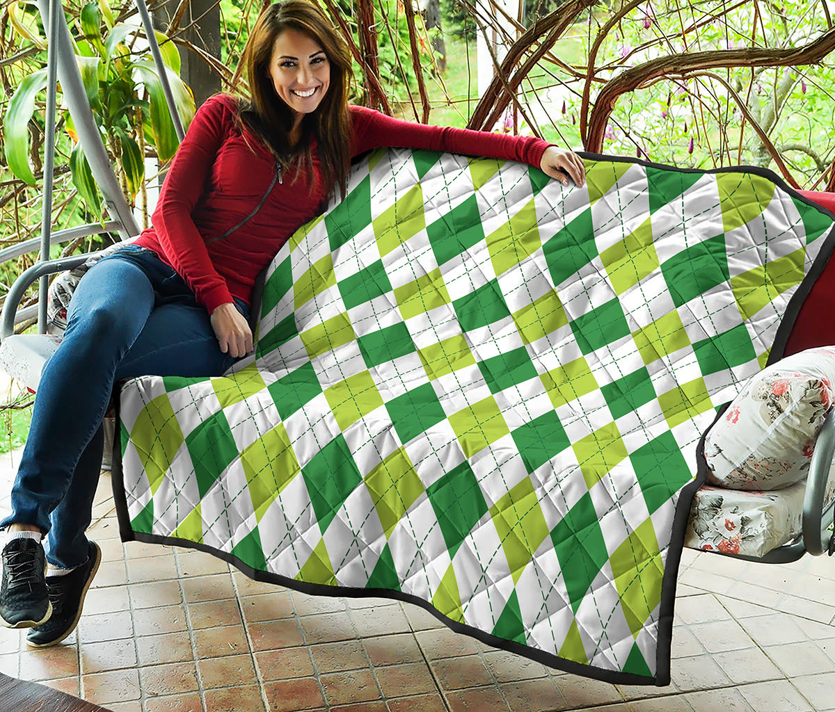 White And Green Argyle Pattern Print Quilt