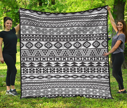 White And Grey Aztec Pattern Print Quilt