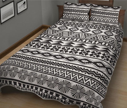 White And Grey Aztec Pattern Print Quilt Bed Set