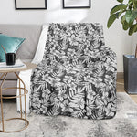 White And Grey Hawaiian Pattern Print Blanket