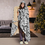 White And Grey Hawaiian Pattern Print Hooded Blanket