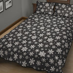 White And Grey Snowflake Pattern Print Quilt Bed Set
