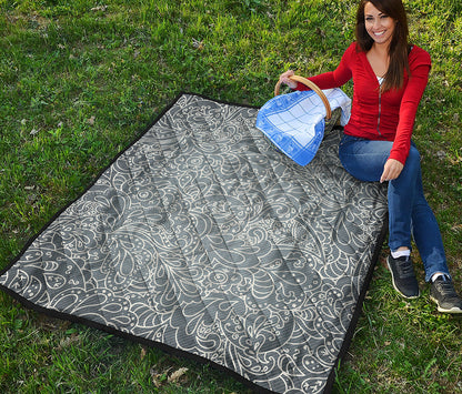 White And Grey Western Floral Print Quilt