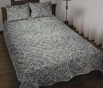 White And Grey Western Floral Print Quilt Bed Set