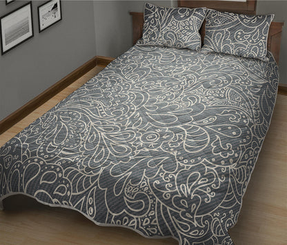 White And Grey Western Floral Print Quilt Bed Set