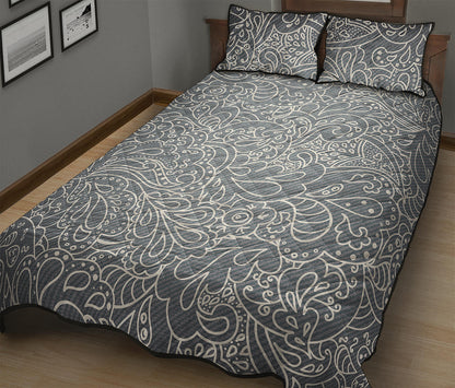 White And Grey Western Floral Print Quilt Bed Set