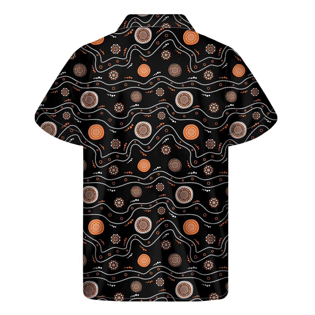 White And Orange Aboriginal Art Print Men's Short Sleeve Shirt