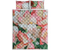 White And Pink Alstroemeria Print Quilt Bed Set