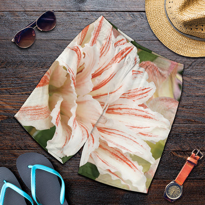 White And Pink Amaryllis Print Men's Shorts