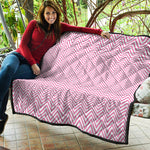 White And Pink Zigzag Pattern Print Quilt