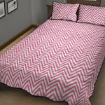 White And Pink Zigzag Pattern Print Quilt Bed Set