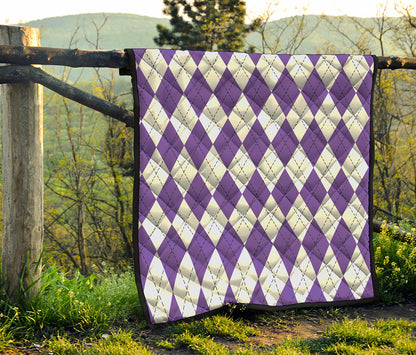 White And Purple Argyle Pattern Print Quilt