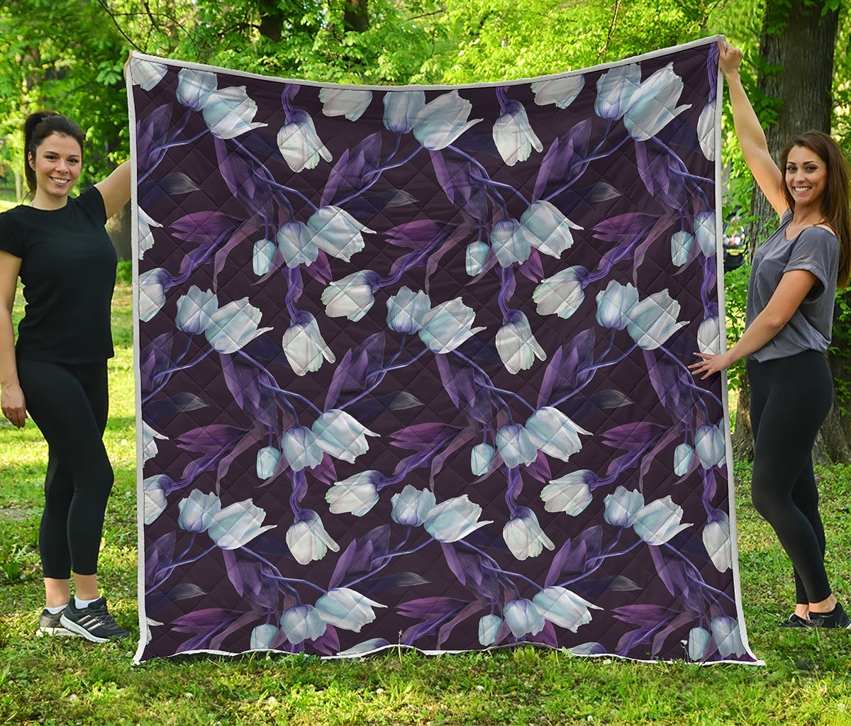 White And Purple Tulip Pattern Print Quilt