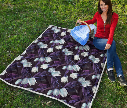 White And Purple Tulip Pattern Print Quilt