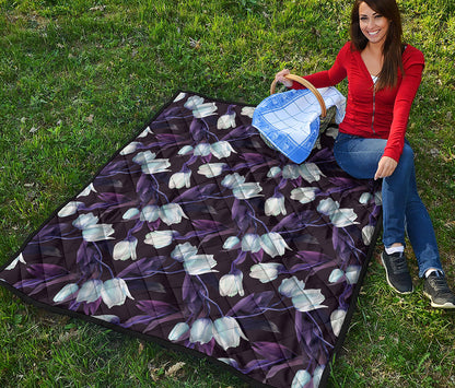 White And Purple Tulip Pattern Print Quilt
