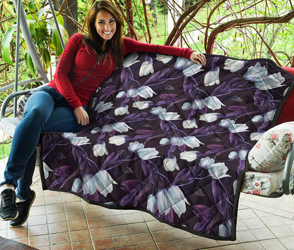 White And Purple Tulip Pattern Print Quilt