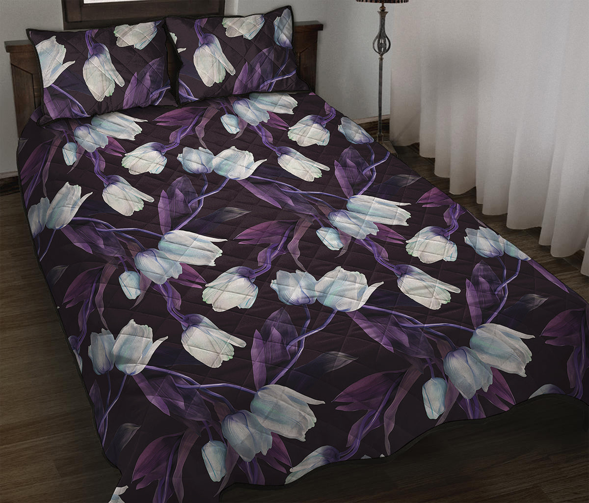 White And Purple Tulip Pattern Print Quilt Bed Set