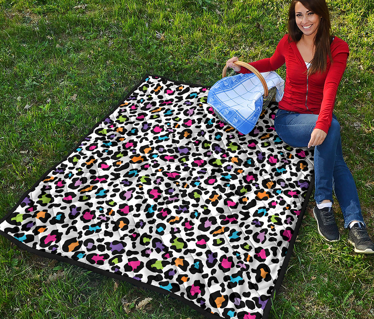 White And Rainbow Leopard Print Quilt
