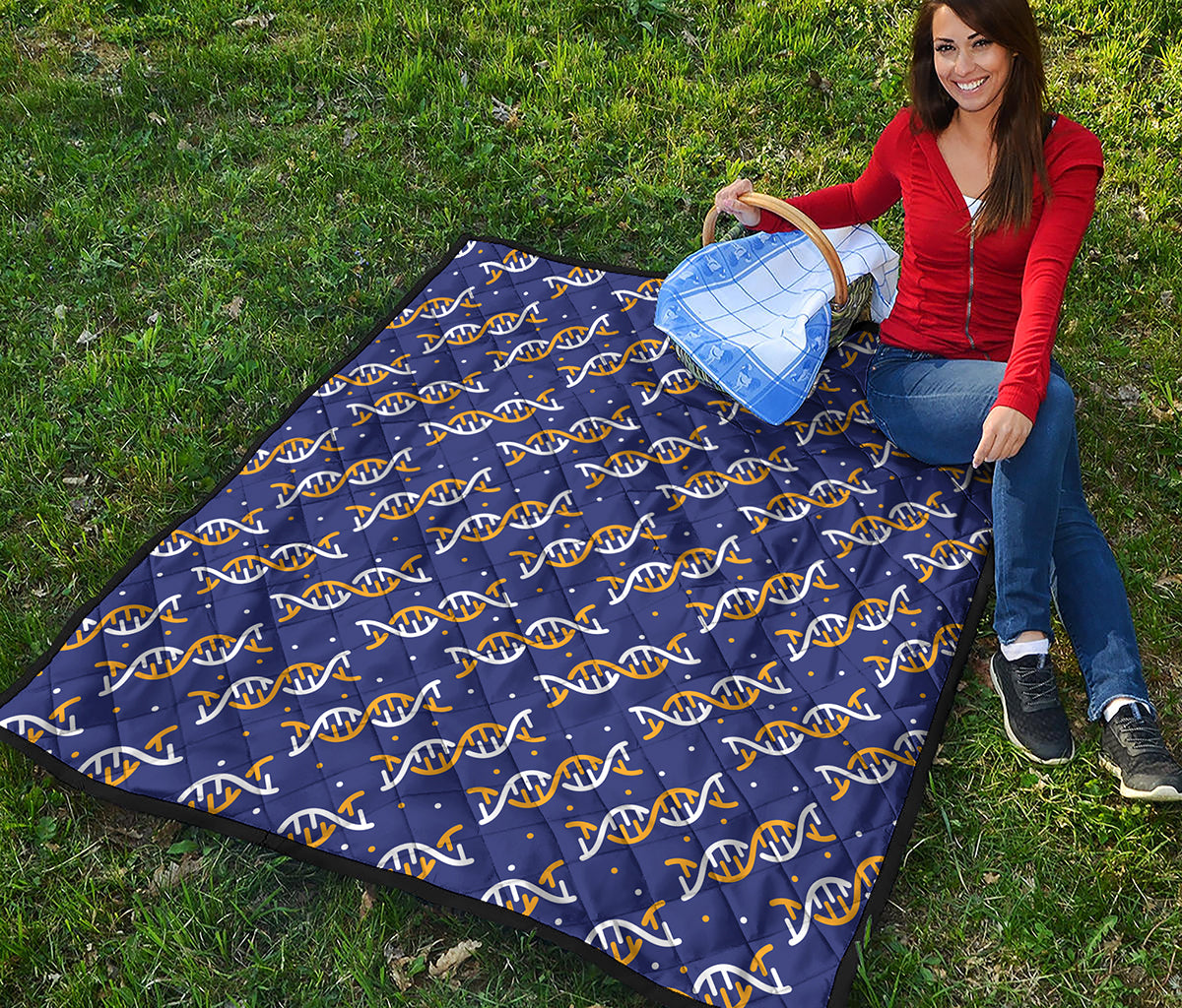 White And Yellow DNA Pattern Print Quilt