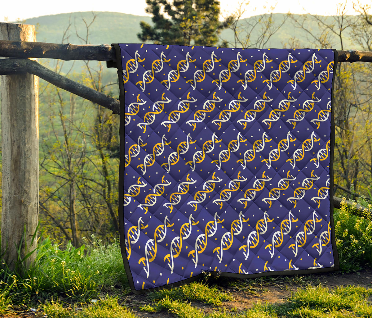 White And Yellow DNA Pattern Print Quilt
