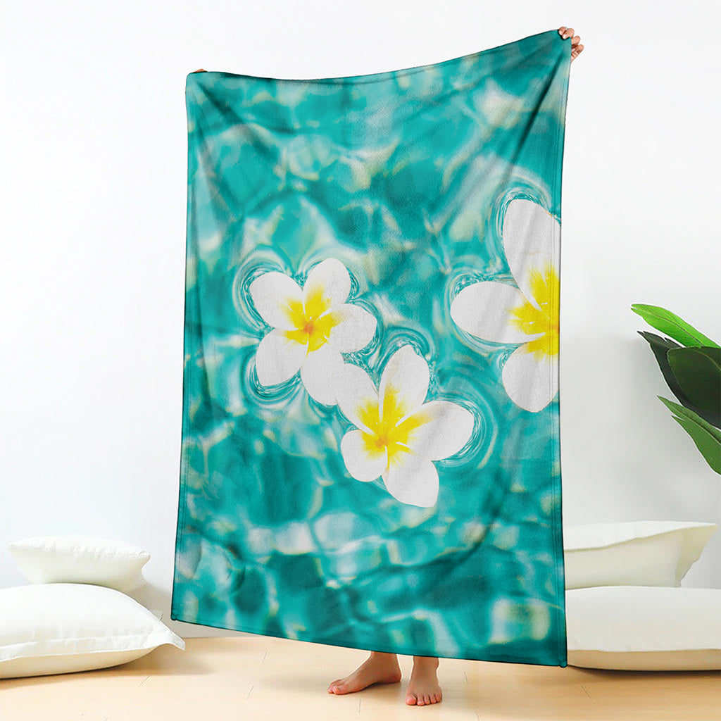 White And Yellow Plumeria In Water Print Blanket