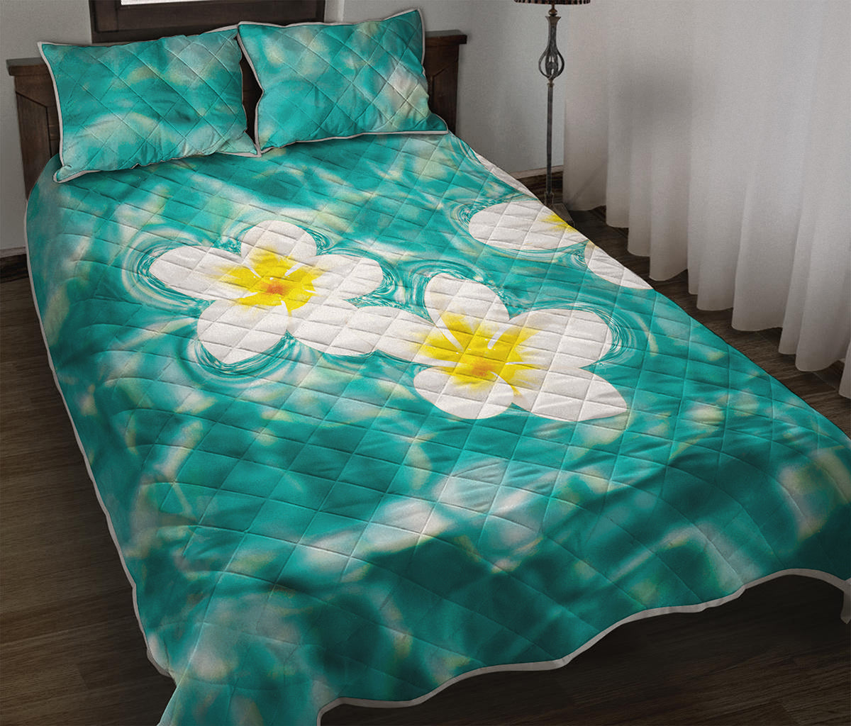 White And Yellow Plumeria In Water Print Quilt Bed Set