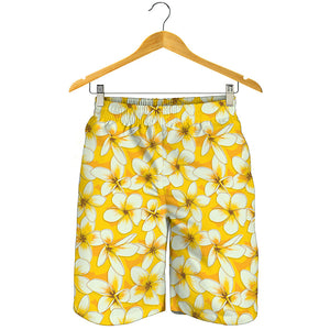 White And Yellow Plumeria Pattern Print Men's Shorts