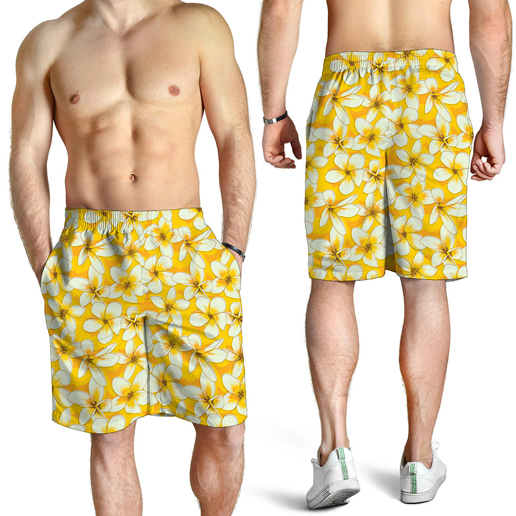 White And Yellow Plumeria Pattern Print Men's Shorts