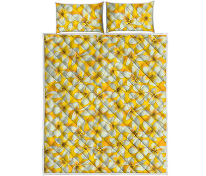 White And Yellow Plumeria Pattern Print Quilt Bed Set