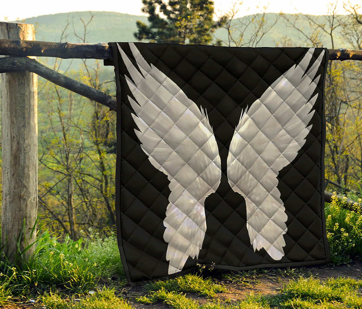 White Angel Wings Print Quilt