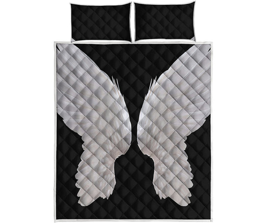 White Angel Wings Print Quilt Bed Set