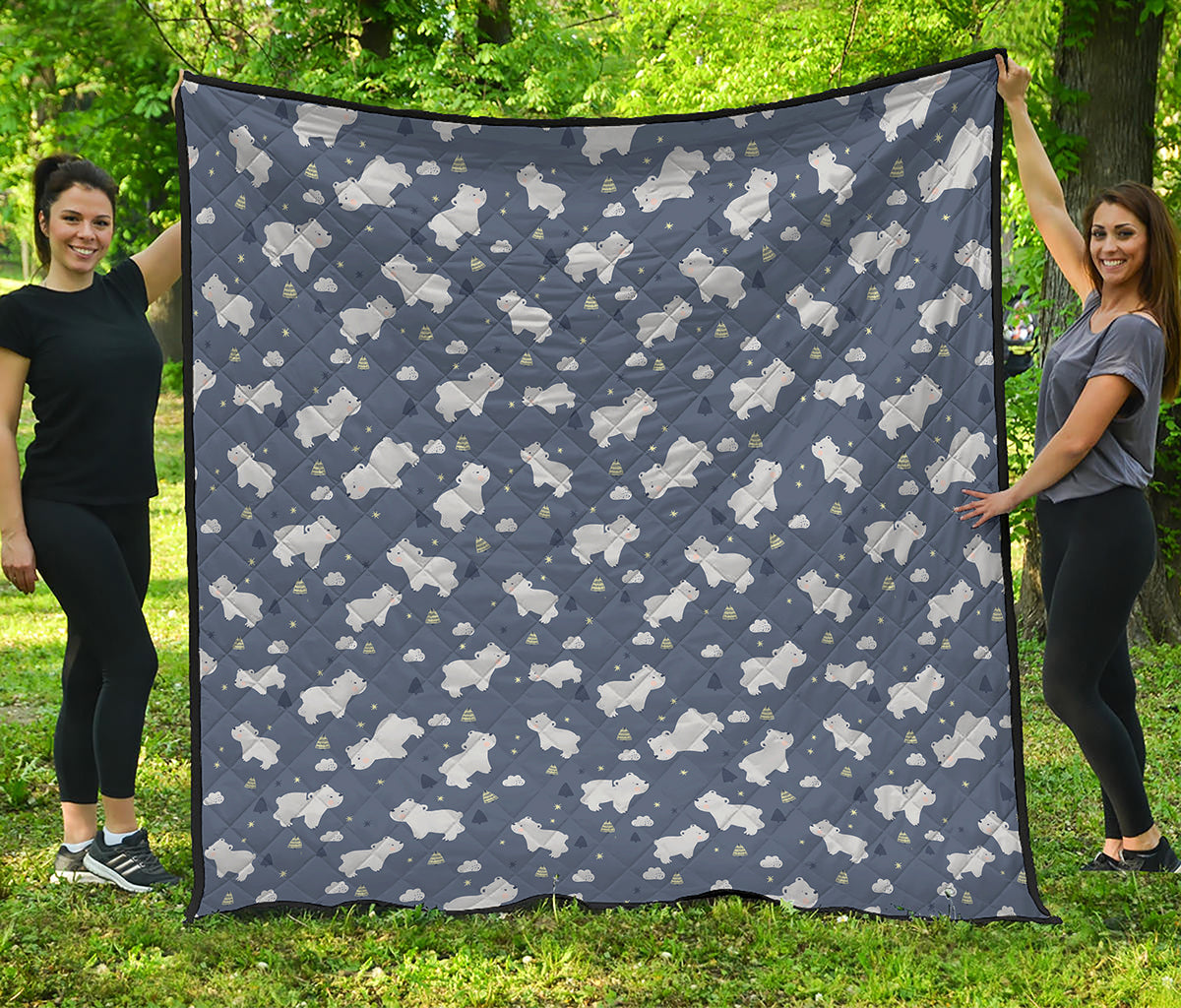 White Baby Polar Bear Pattern Print Quilt