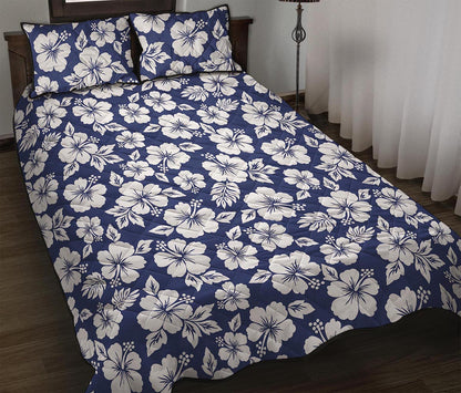 White Blue Hibiscus Floral Pattern Print Quilt Bed Set