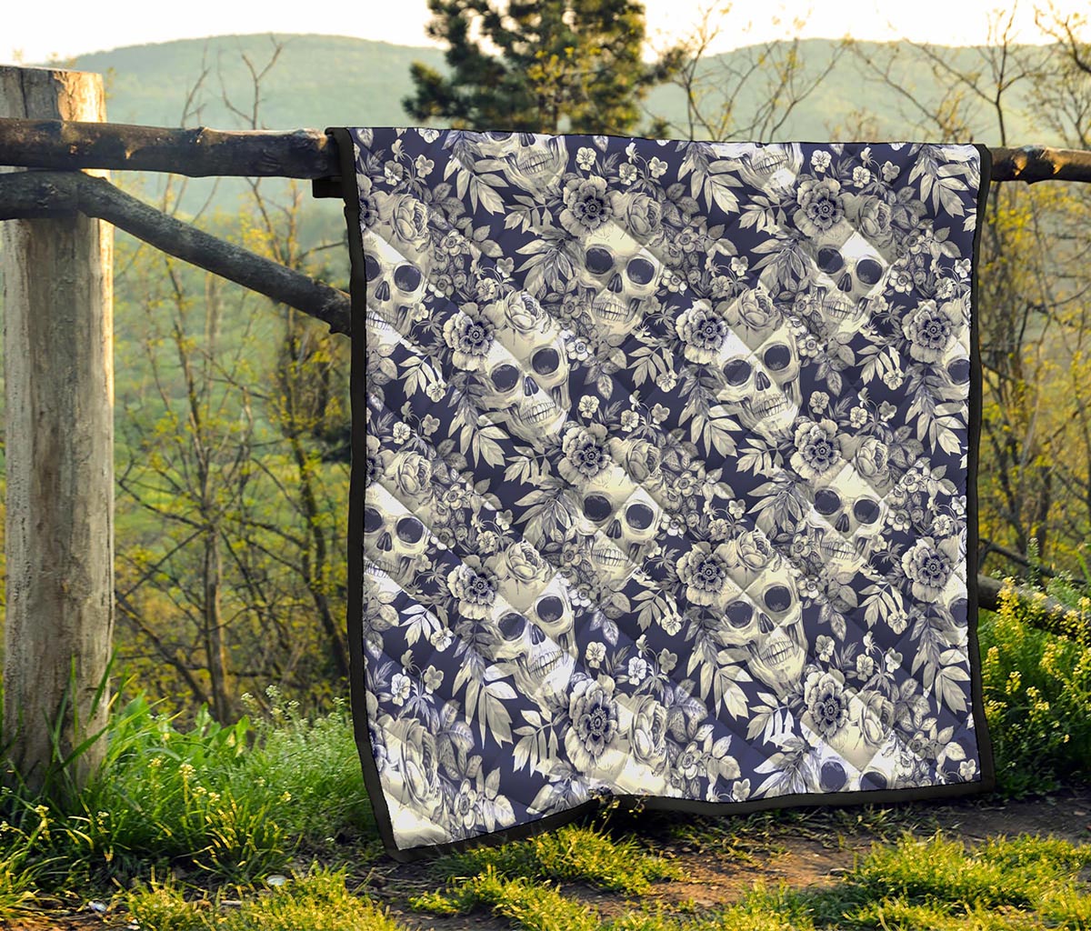 White Blue Skull Floral Pattern Print Quilt
