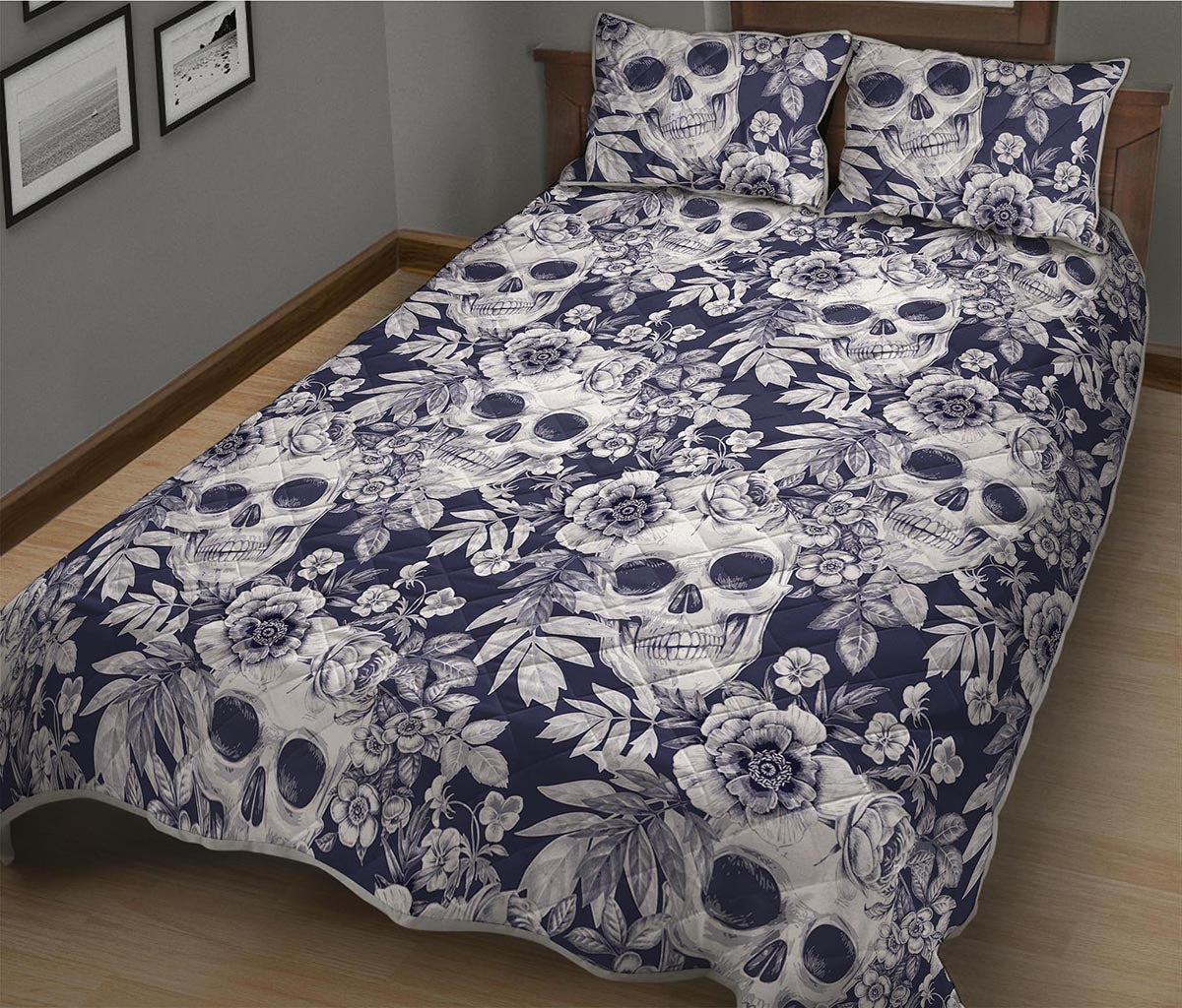 White Blue Skull Floral Pattern Print Quilt Bed Set