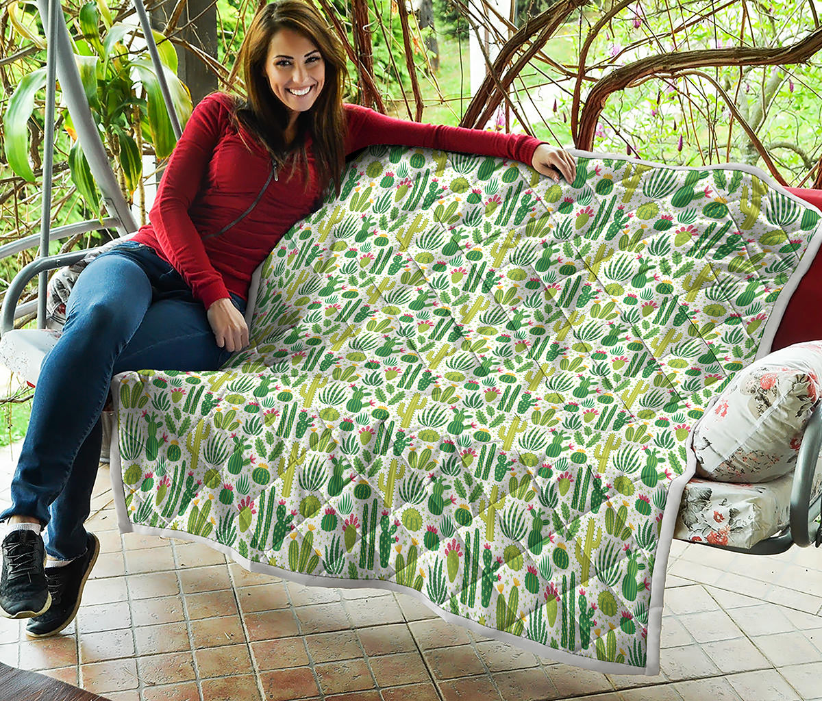 White Cactus Plant Pattern Print Quilt