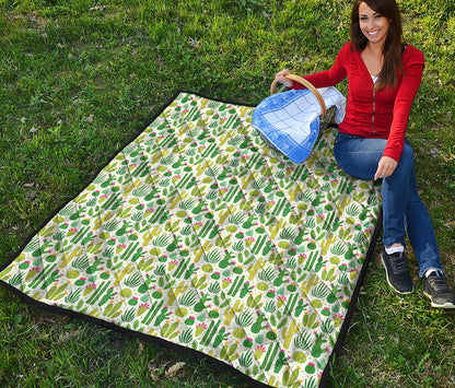 White Cactus Plant Pattern Print Quilt