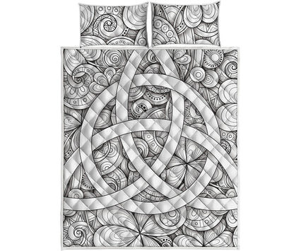 White Celtic Trinity Knot Symbol Print Quilt Bed Set