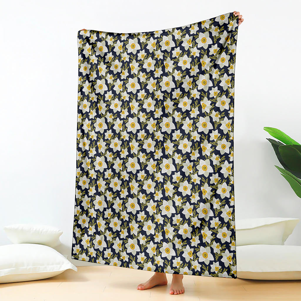 White Daffodil Flower Pattern Print Blanket