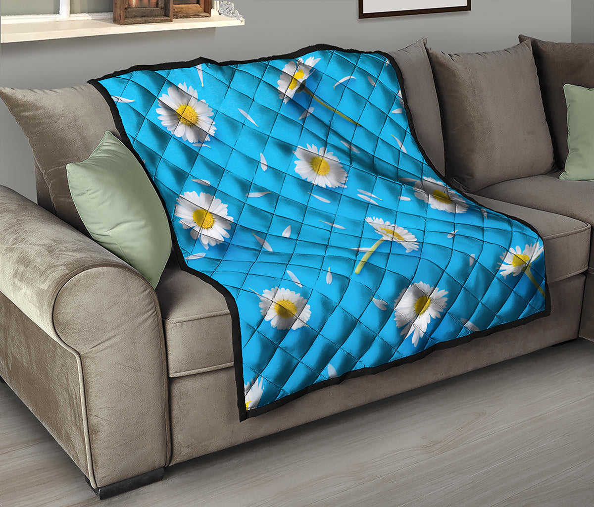 White Daisy Flower Print Quilt